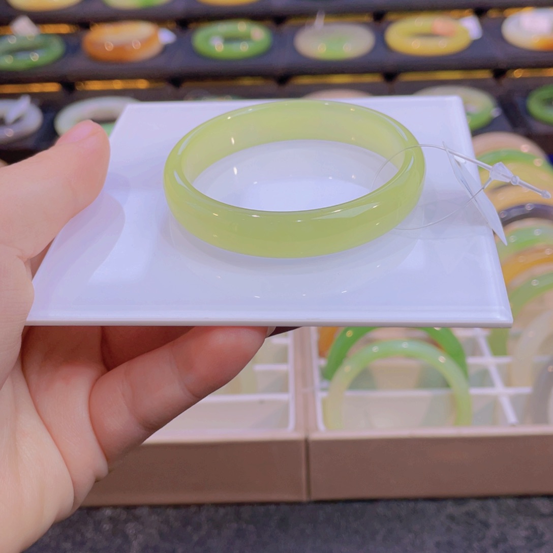 和田玉未镶嵌手镯黄口手镯5051