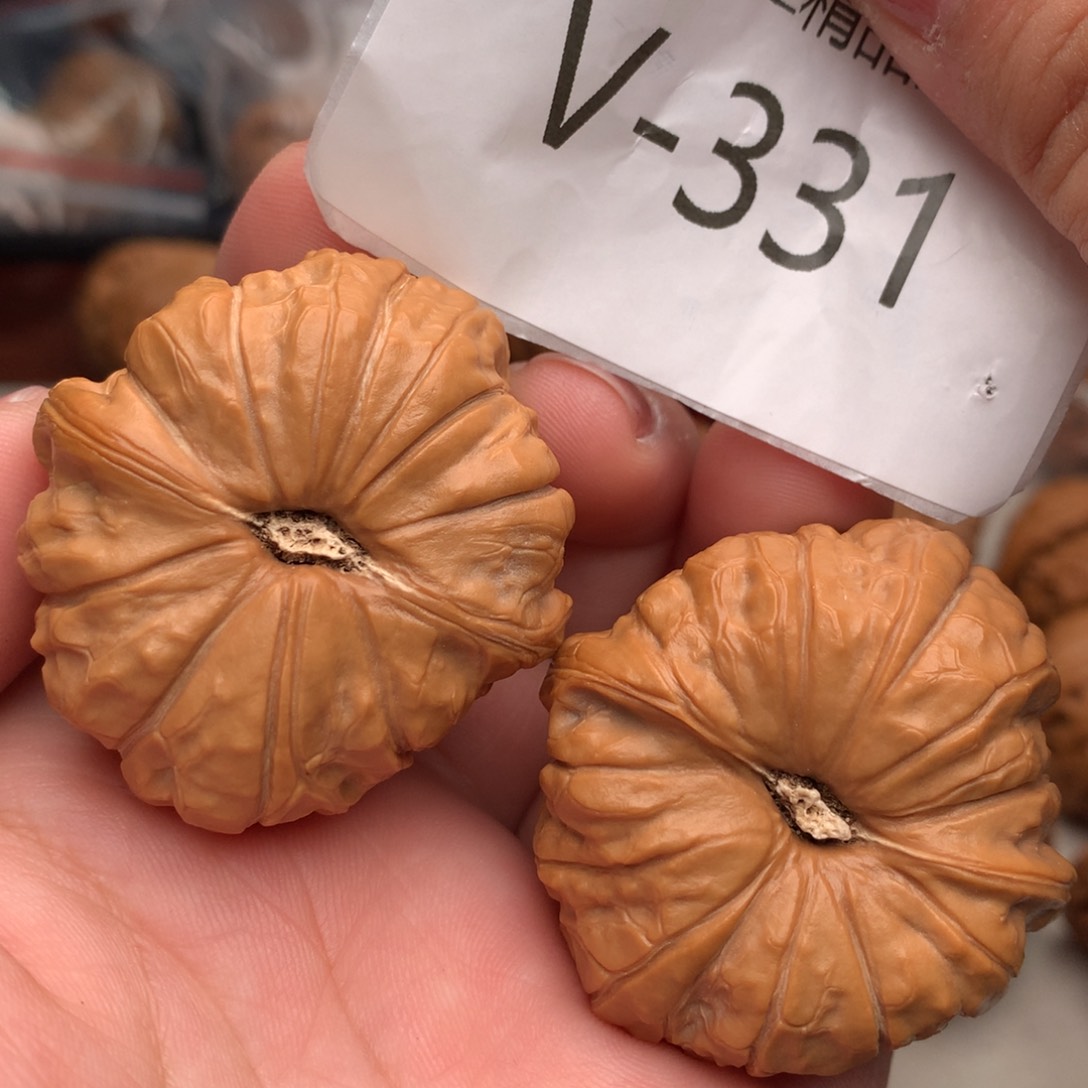 文玩核桃把件42南瓜墩……..