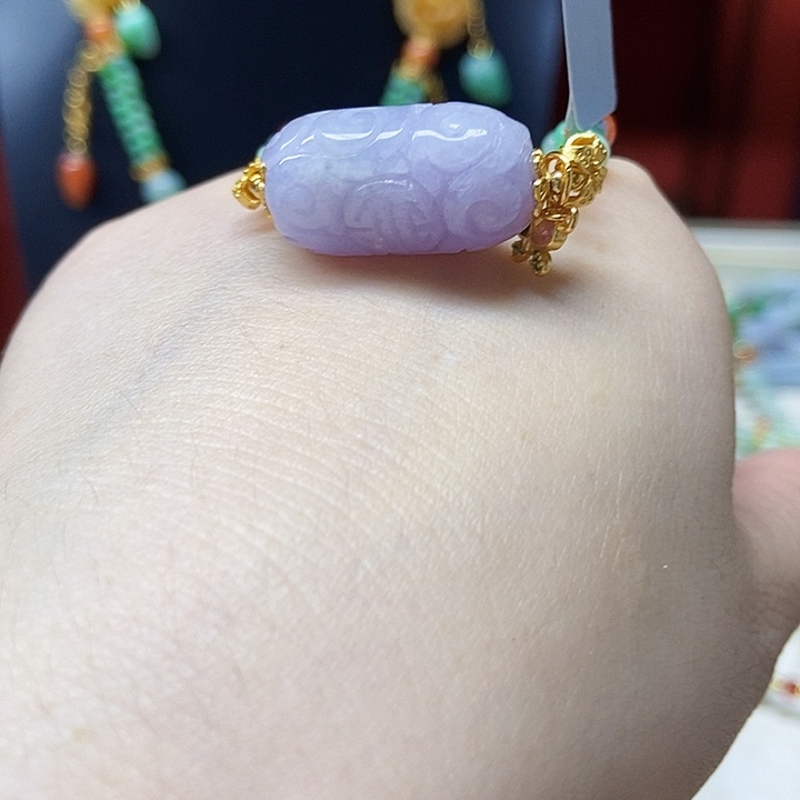 翡翠未镶嵌颈饰吊坠