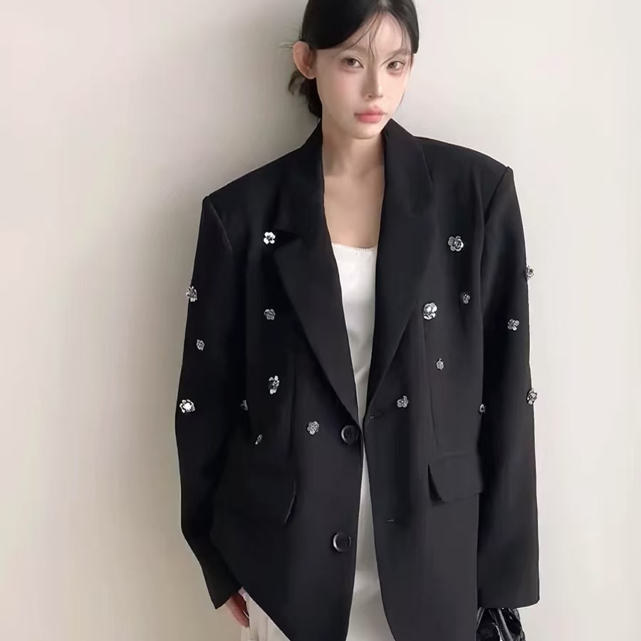 5817-1/1120韩版时尚气质钉花黑色西服外套女设计感显瘦