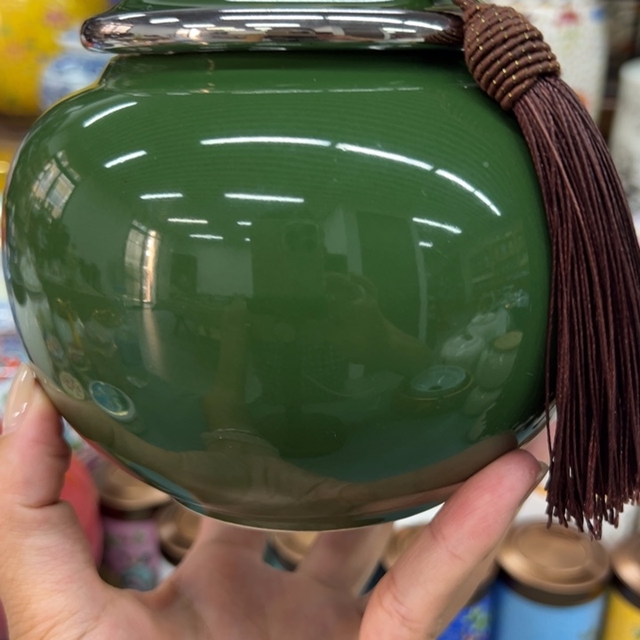 高端陶瓷茶叶密封罐