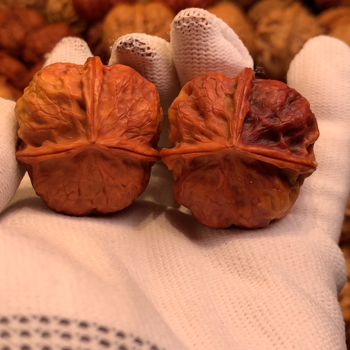 ****航文玩核桃吊坠29………..