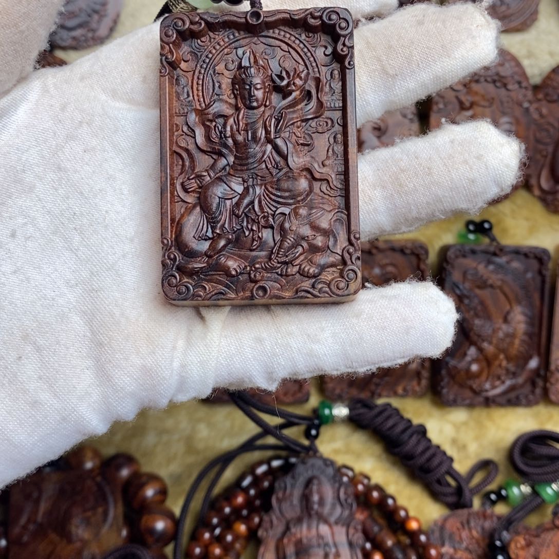 蓝***，黄花梨/降香黄檀手串/手链