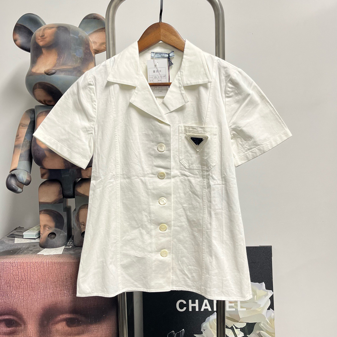 未使用 Prada/普拉达 短袖衬衫 O2601 尺码：38衣长64胸围43