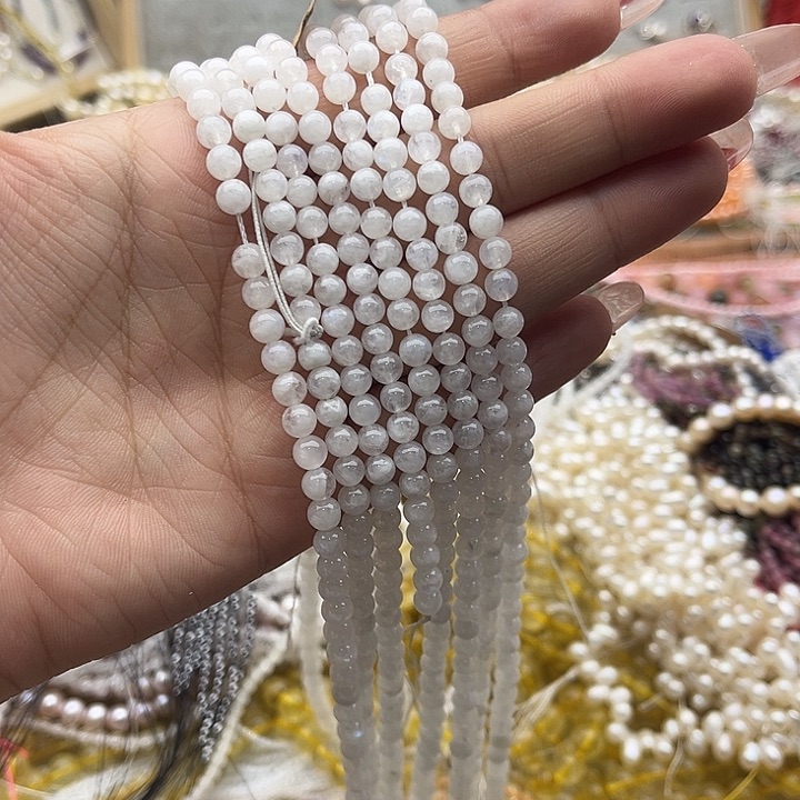 玛瑙/玉髓珠宝半成品未镶嵌一条5mm左右白月光珠