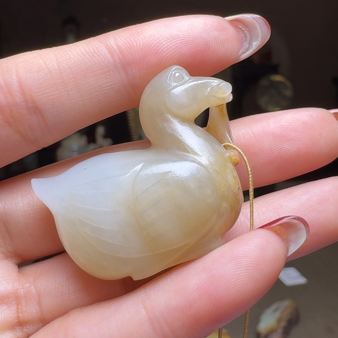 和田玉挂件未镶嵌陈**将