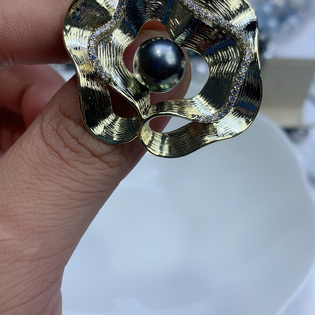 海水珍珠胸饰未镶嵌