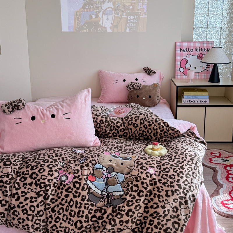 可爱豹纹黑皮床上四件套被套牛奶绒法莱绒刺绣床单宿舍四季通用