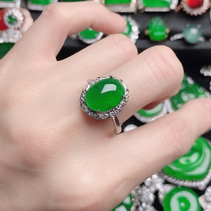 翡翠未镶嵌戒指戒指