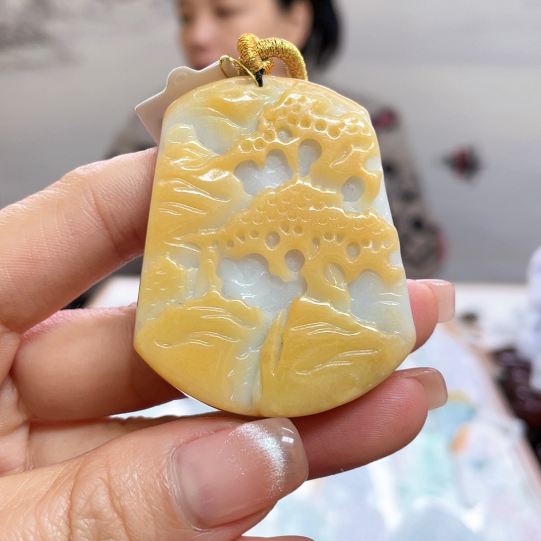 翡翠吊坠(不含链)未镶嵌