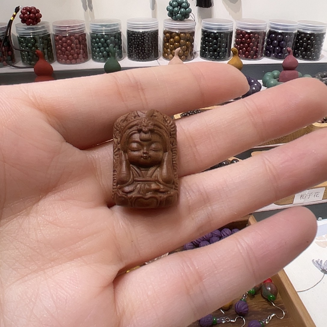 泥塑合香珠老山檀扎基不听款配饰