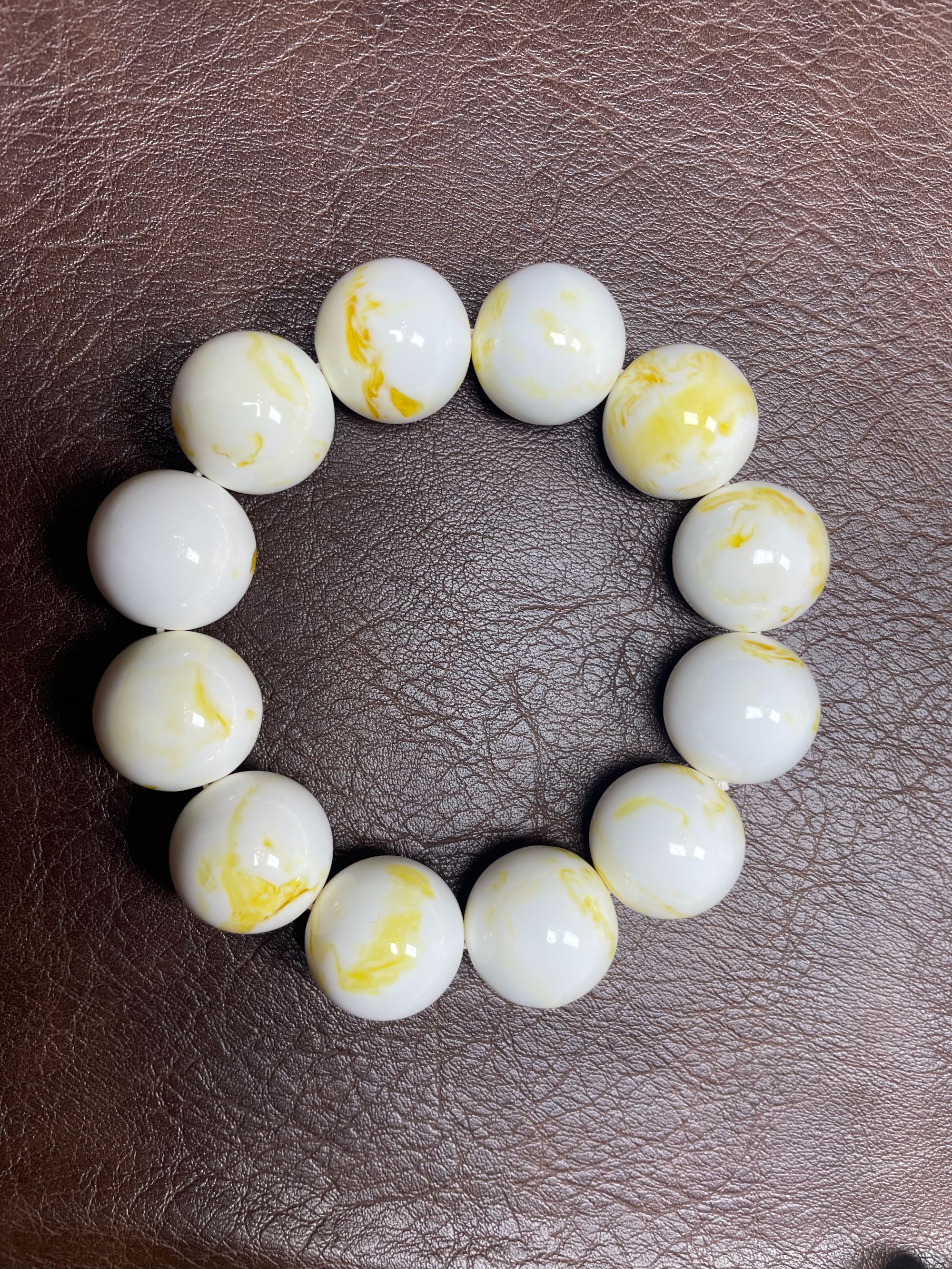 20MM天然漆白时尚饰品手链