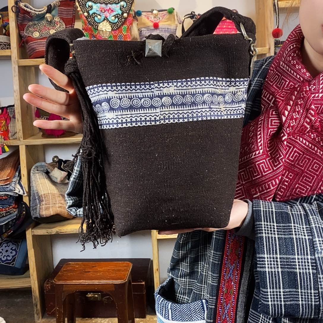 织绣手工制作包包