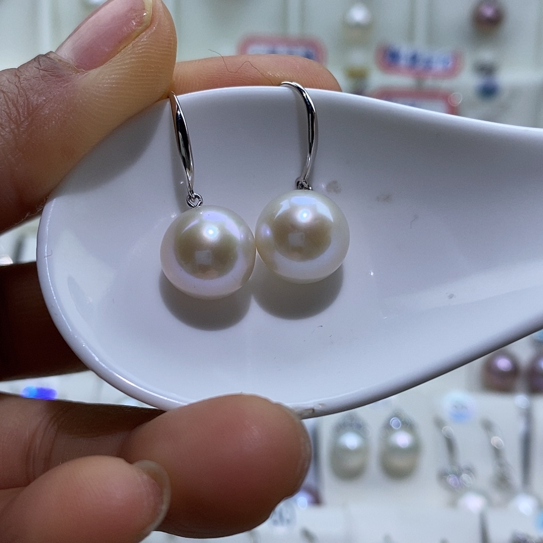 淡水珍珠银S925镶嵌吊坠(赠链)