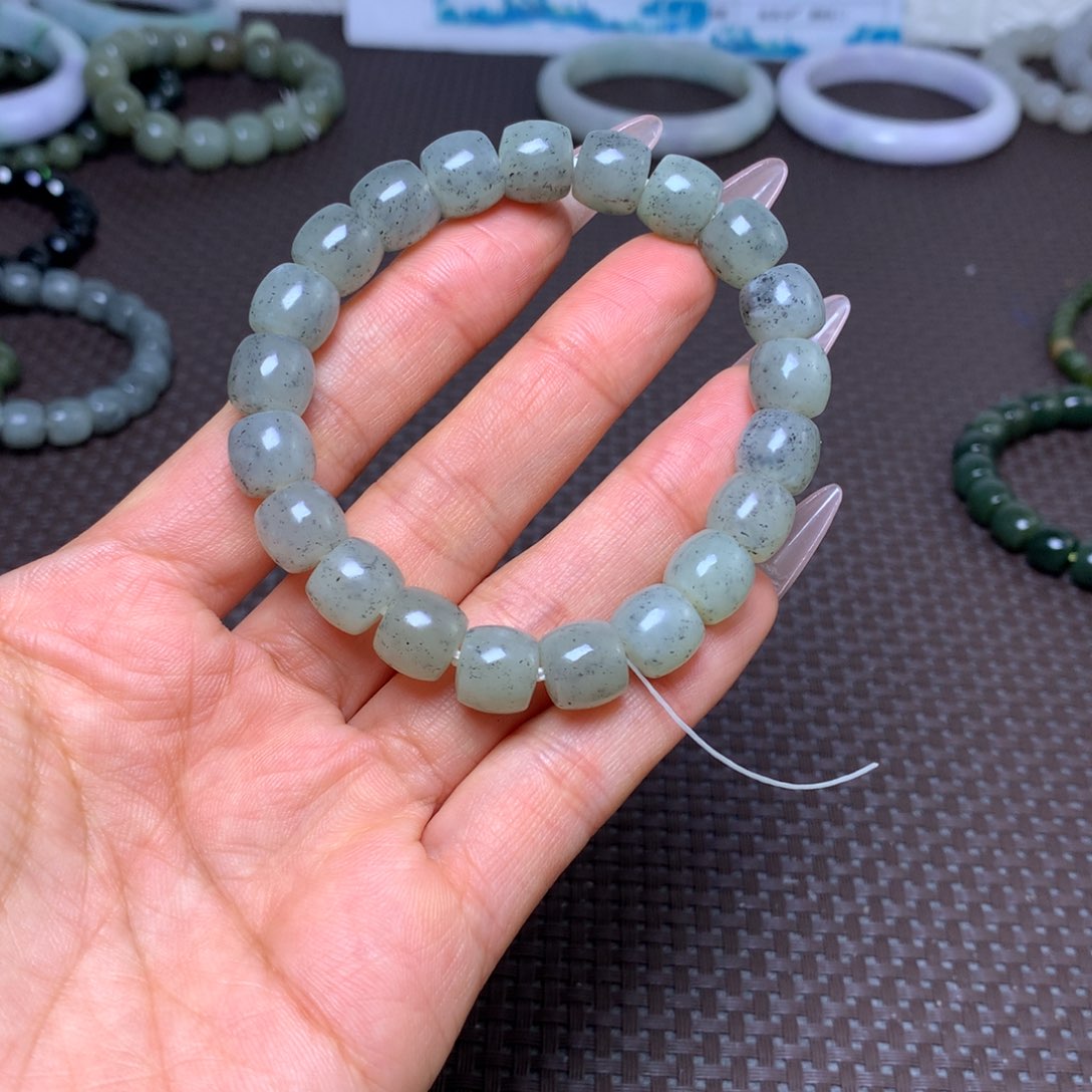 未镶嵌手串和田玉卡10