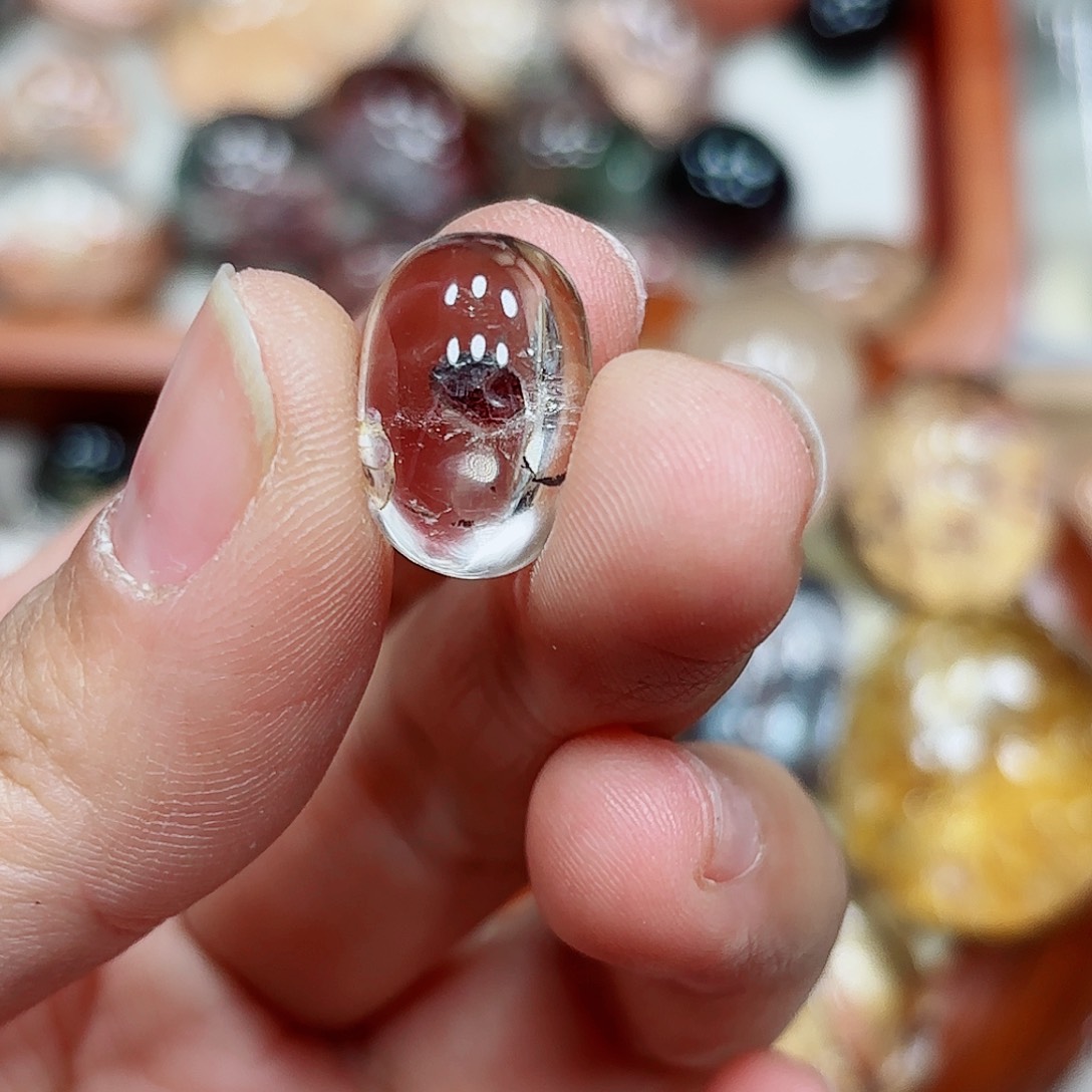 颈饰水晶未镶嵌水晶