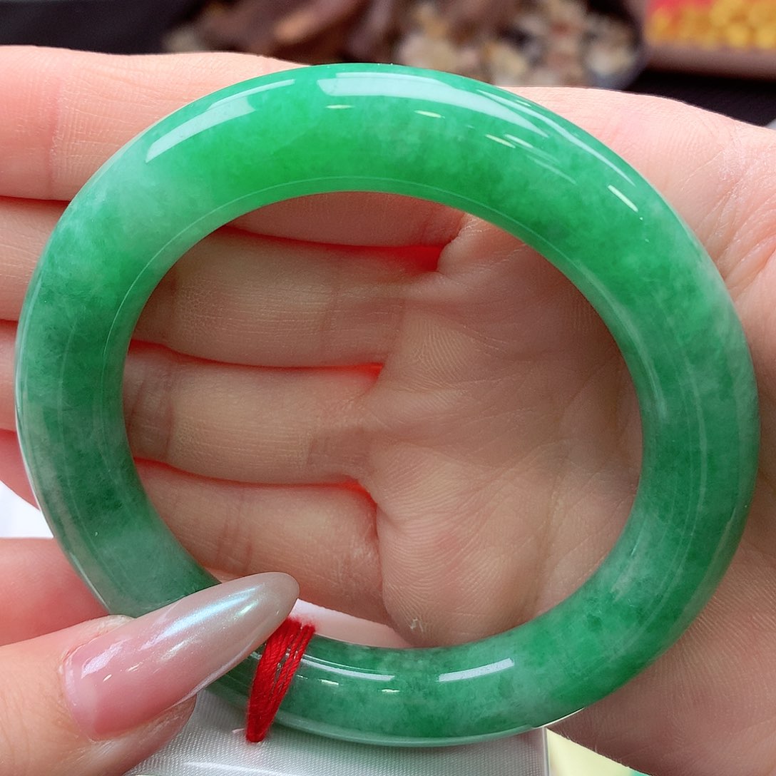 未镶嵌手镯翡翠翡翠
