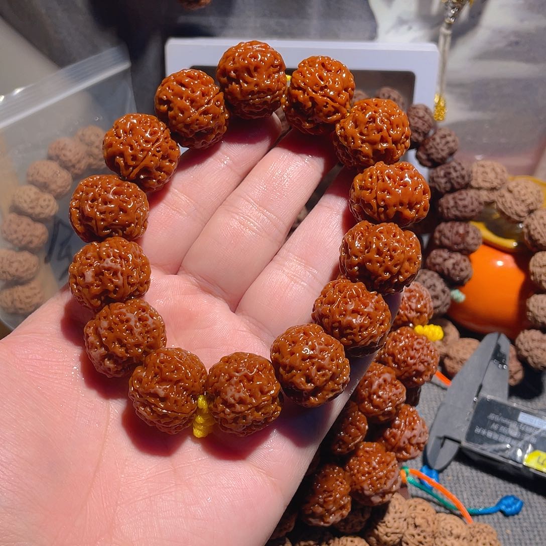 手串金刚菩提23mm蜂窝