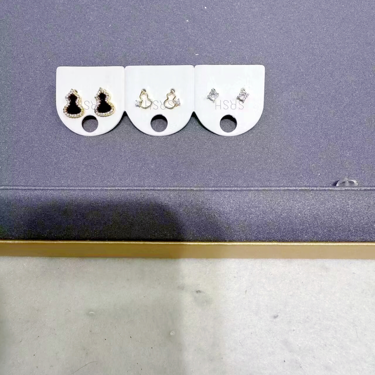 铜合金耳饰 8123气质百搭耳钉女轻奢高级感耳饰