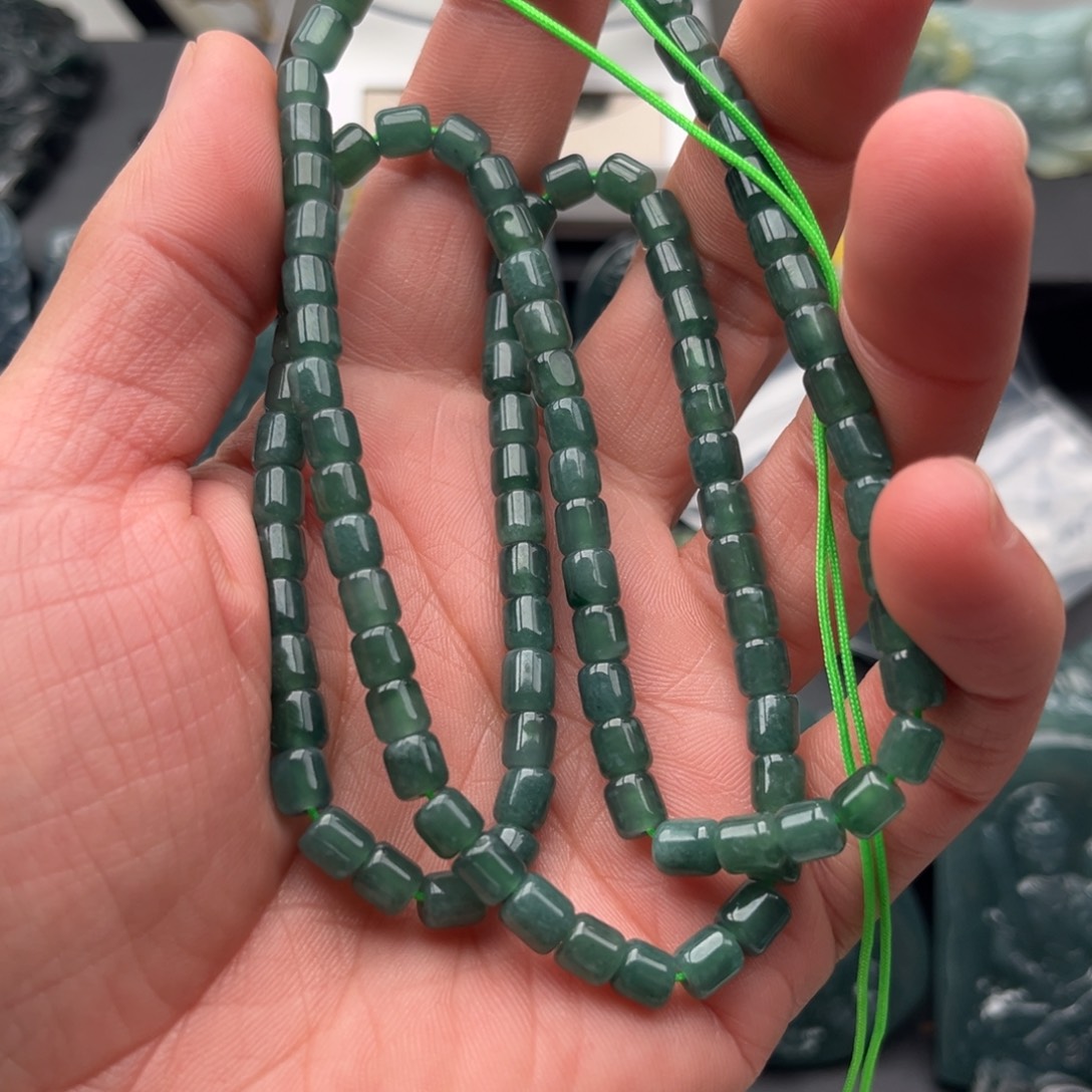 翡翠未镶嵌颈饰珠串