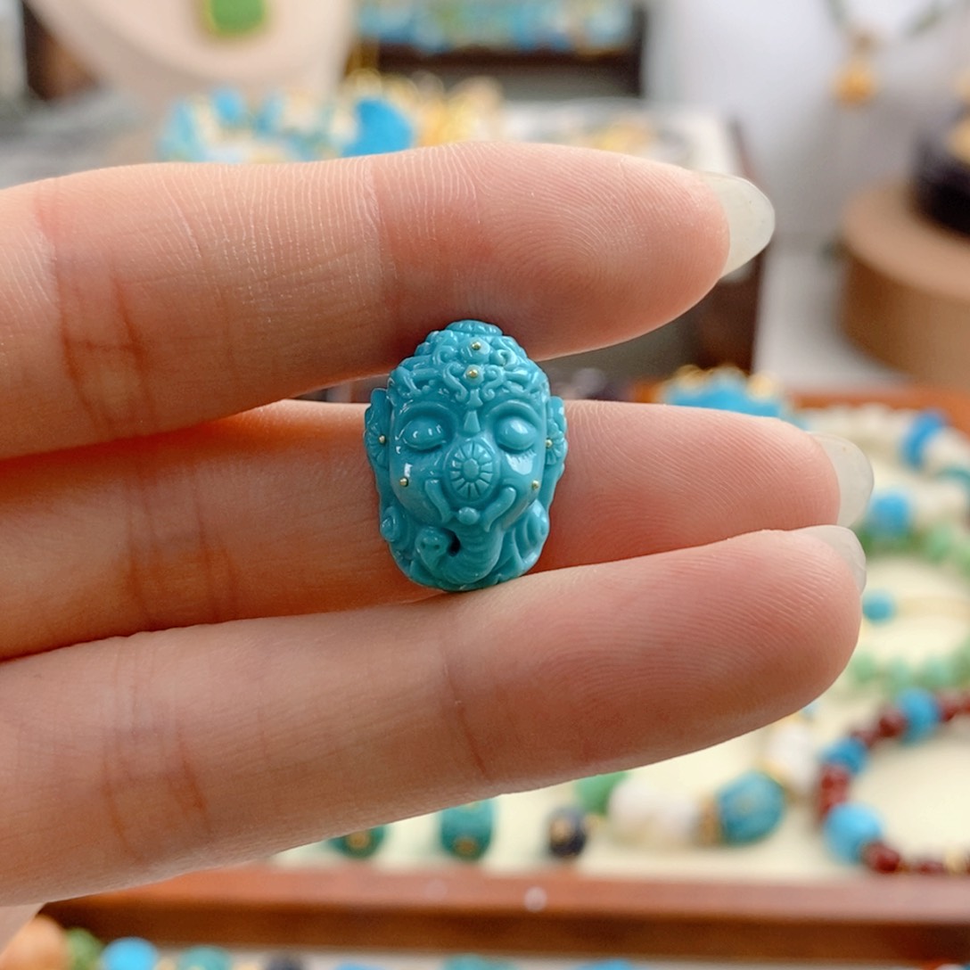 怡***阿绿松石未镶嵌 公主象