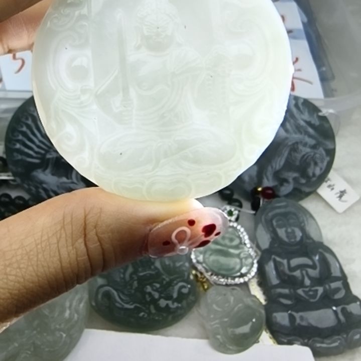 翡翠吊坠(不含链)未镶嵌