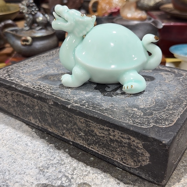 主人杯一个，瓷。。。