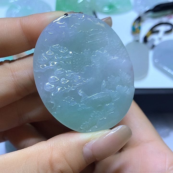 翡翠未镶嵌颈饰天然翡翠A货吊坠