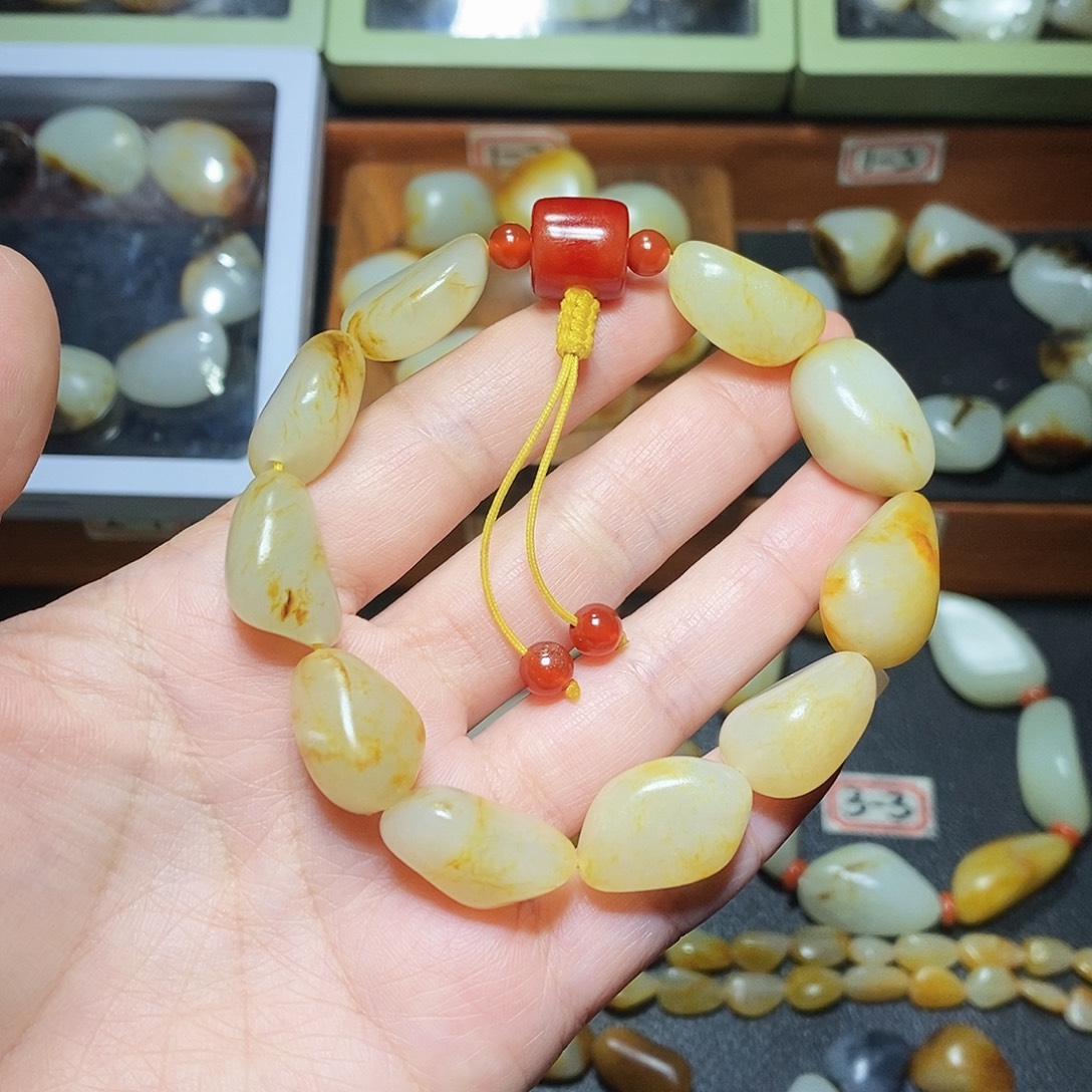 和田玉未镶嵌手链