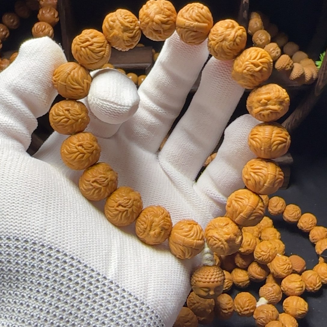 农***》猴头核桃吊坠猴头