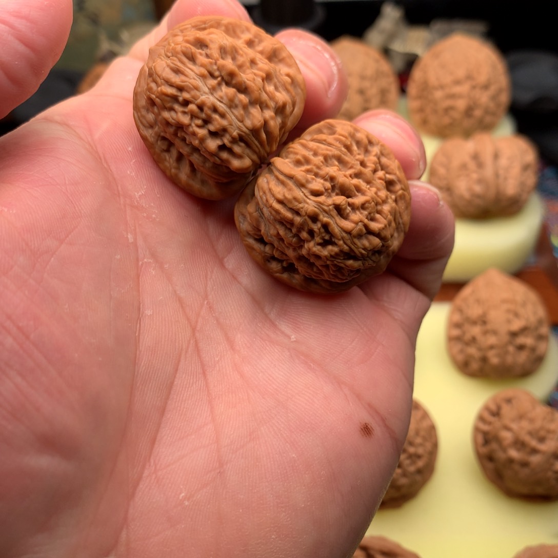 文玩核桃把件平谷楼手捻