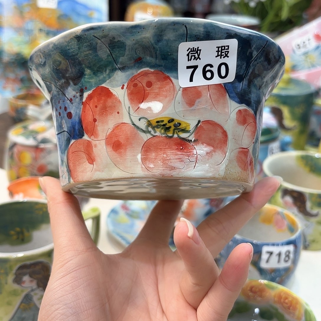 瓷片兔兔好可爱呀打