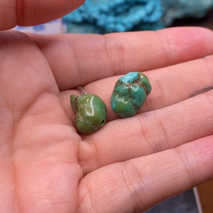 绿松石原矿未镶嵌洗****?