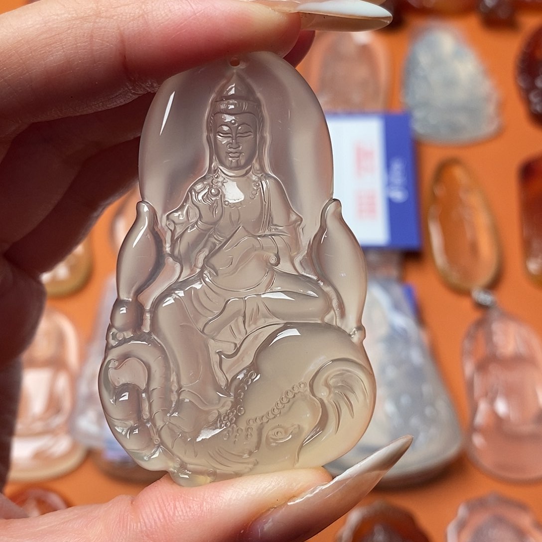 玛瑙/玉髓颈饰未镶嵌流***师