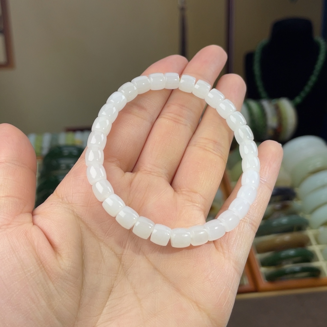 和田玉未镶嵌手链