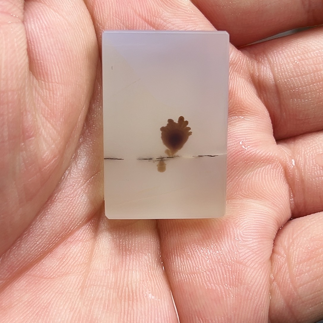 泥***人玛瑙/玉髓未镶嵌珠宝半成品