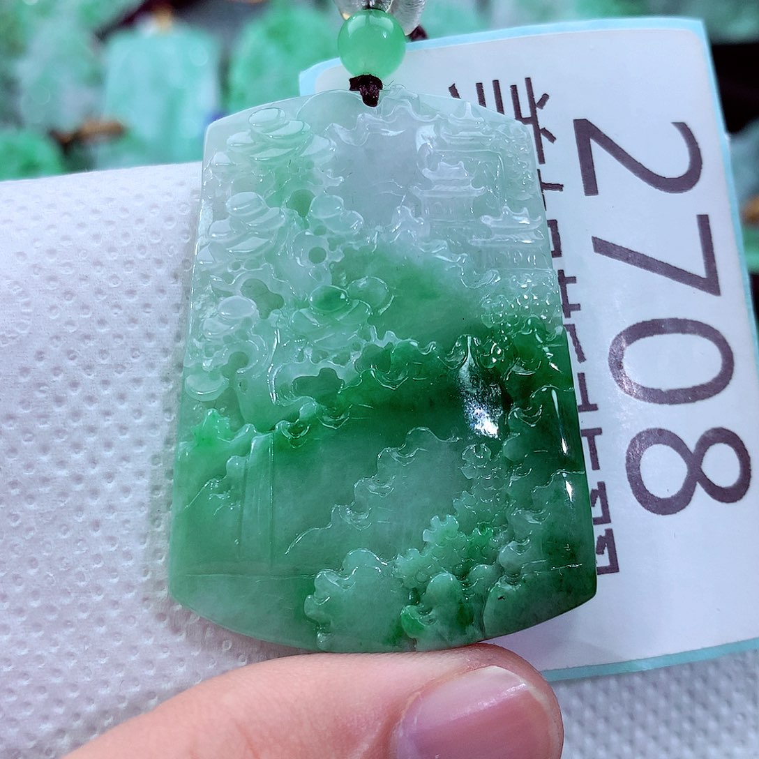 吊坠(不含链)未镶嵌翡翠
