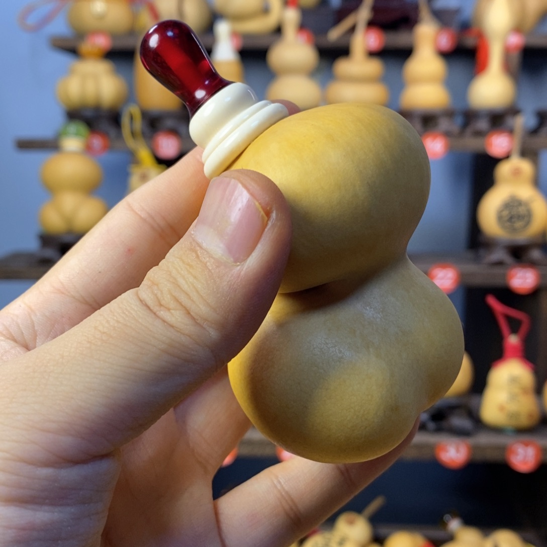 。*奶瓶金蟾葫芦的故事