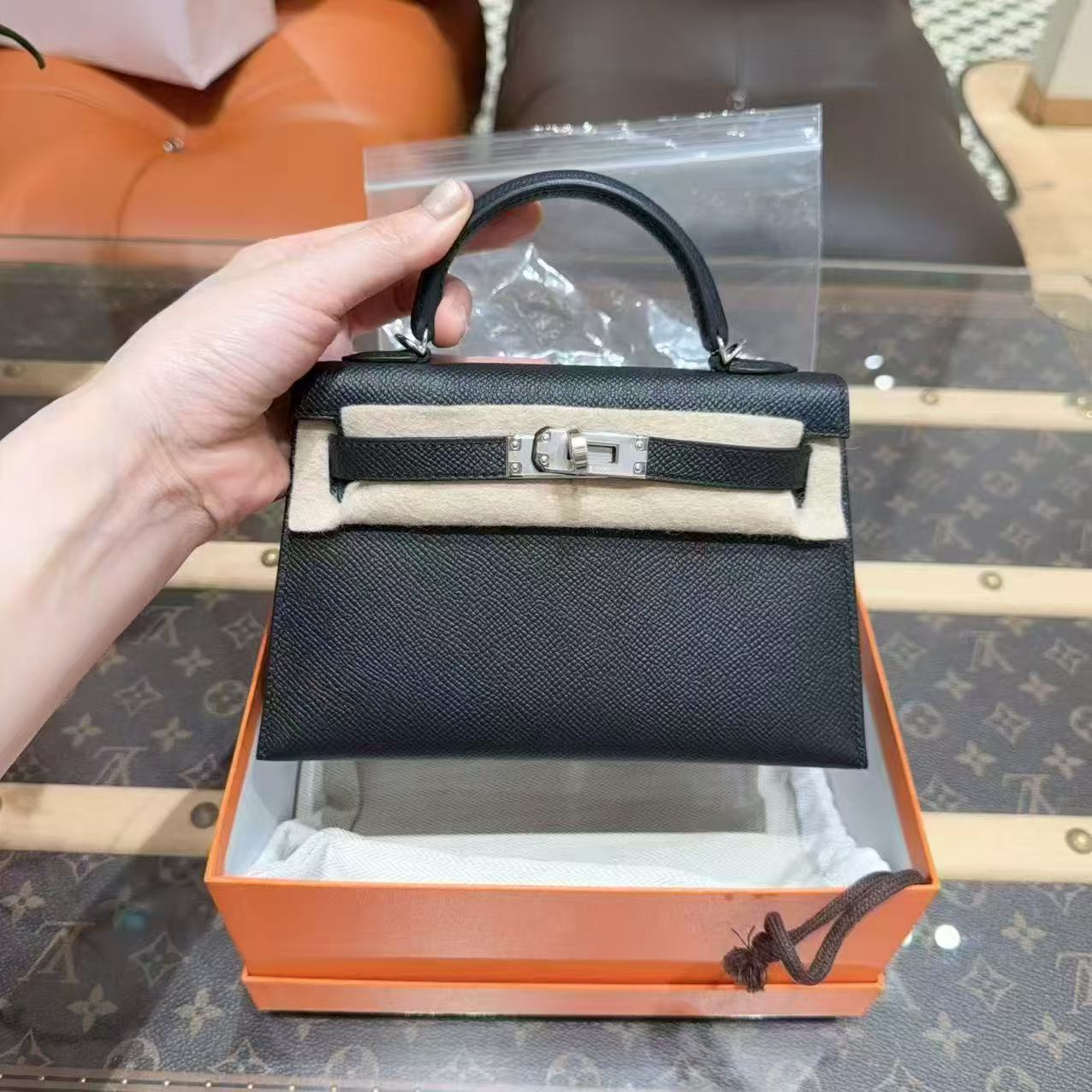 未使用 Hermes/爱马仕 mini kelly 二代 黑银 E 皮 K刻