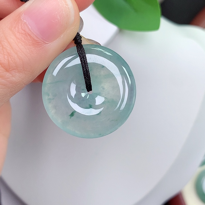 颈饰未镶嵌翡翠28-5.7mm