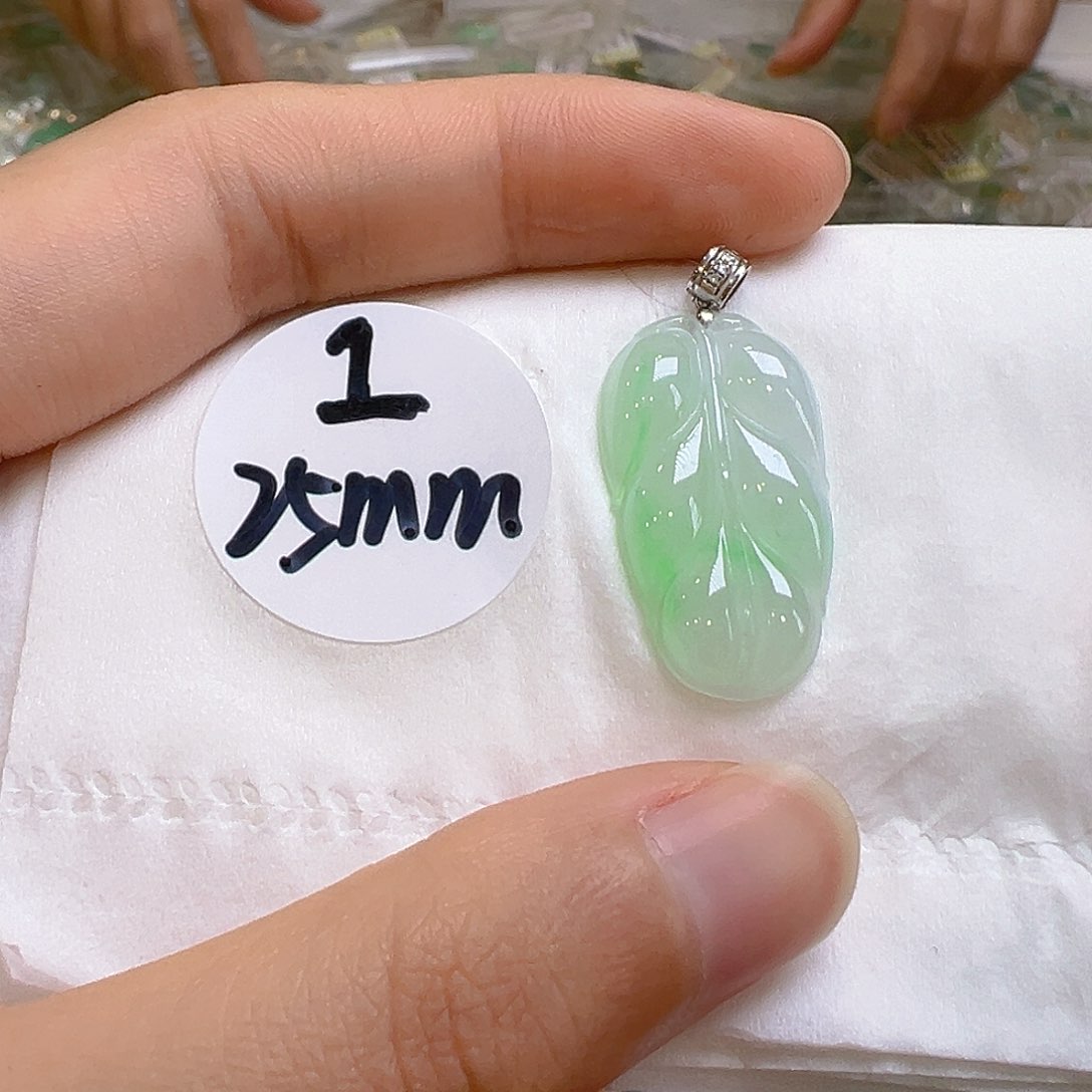 翡翠18K金镶嵌吊坠(不含链)翡翠