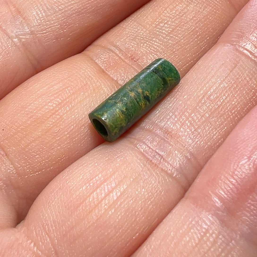 用***缘未镶嵌颈饰玛瑙/玉髓