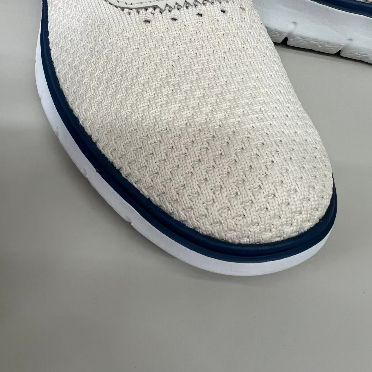 男士户外鞋00衣亚