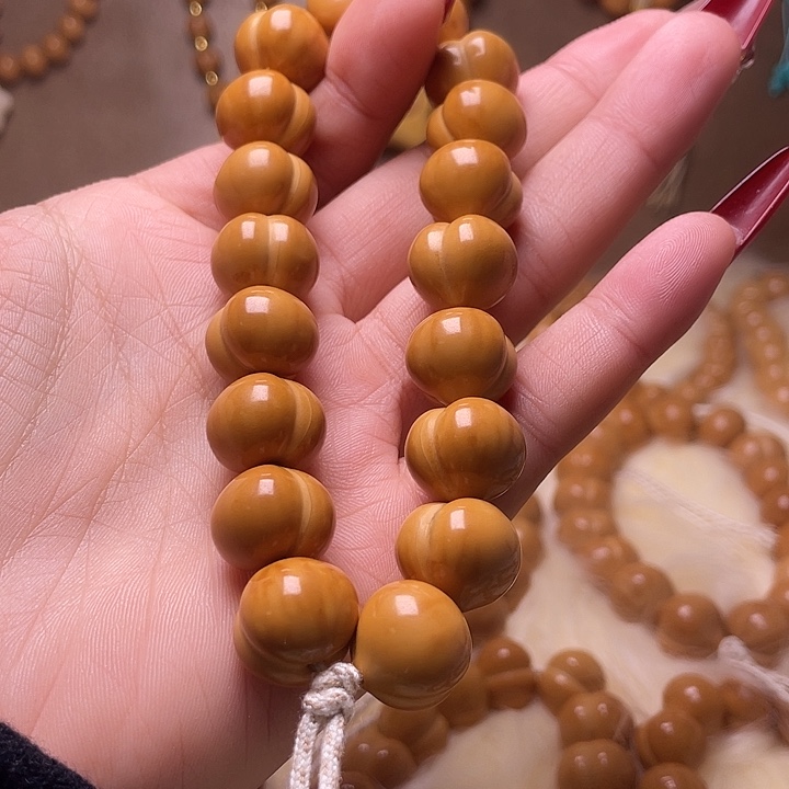 猴头核桃手串16尺寸镜面柯基屁桃手持全品无暇