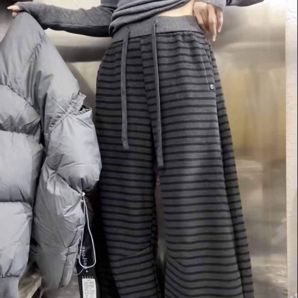 冬季撞色条纹高腰抽绳阔腿裤弯刀裤加绒显瘦休闲拖地长裤大码女裤