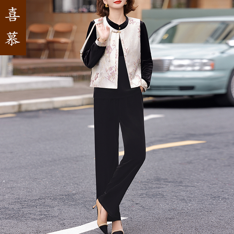 新中式妈妈秋装套装国风马甲外套洋气中老年春秋金丝绒小衫三件套