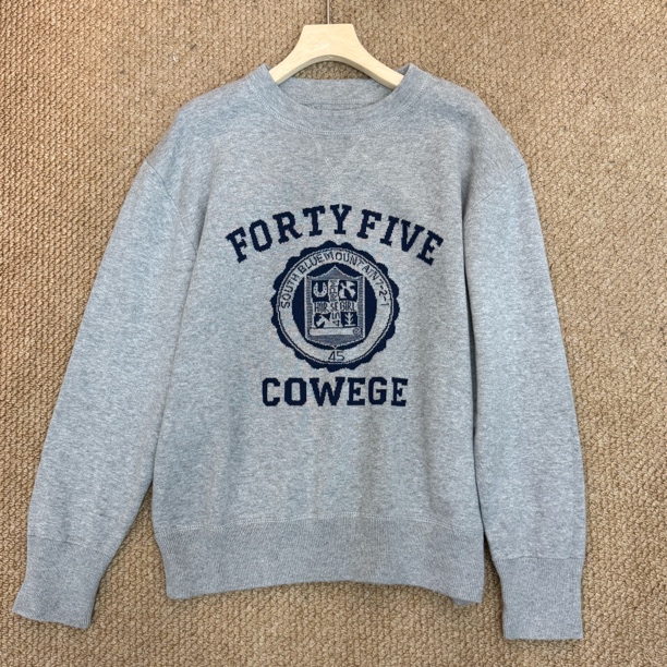 （拍下不退不换）45字母印花圆领针织衫