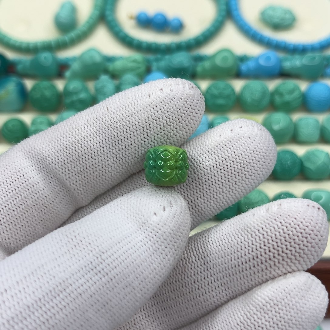 菜籽黄并蒂莲花直径11