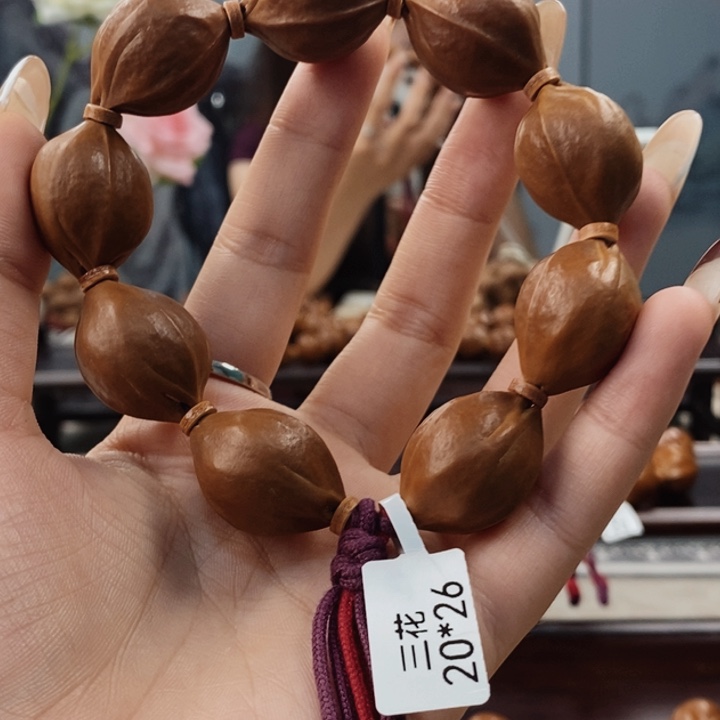 橄榄核吊坠K****荐原生态正宗梅林铁核
