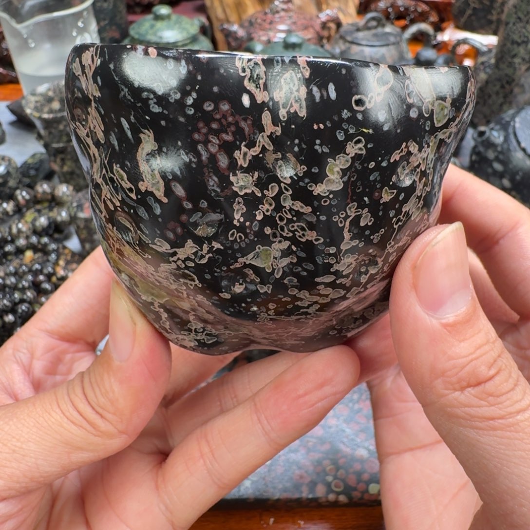 咏*梅花玉精品随形杯